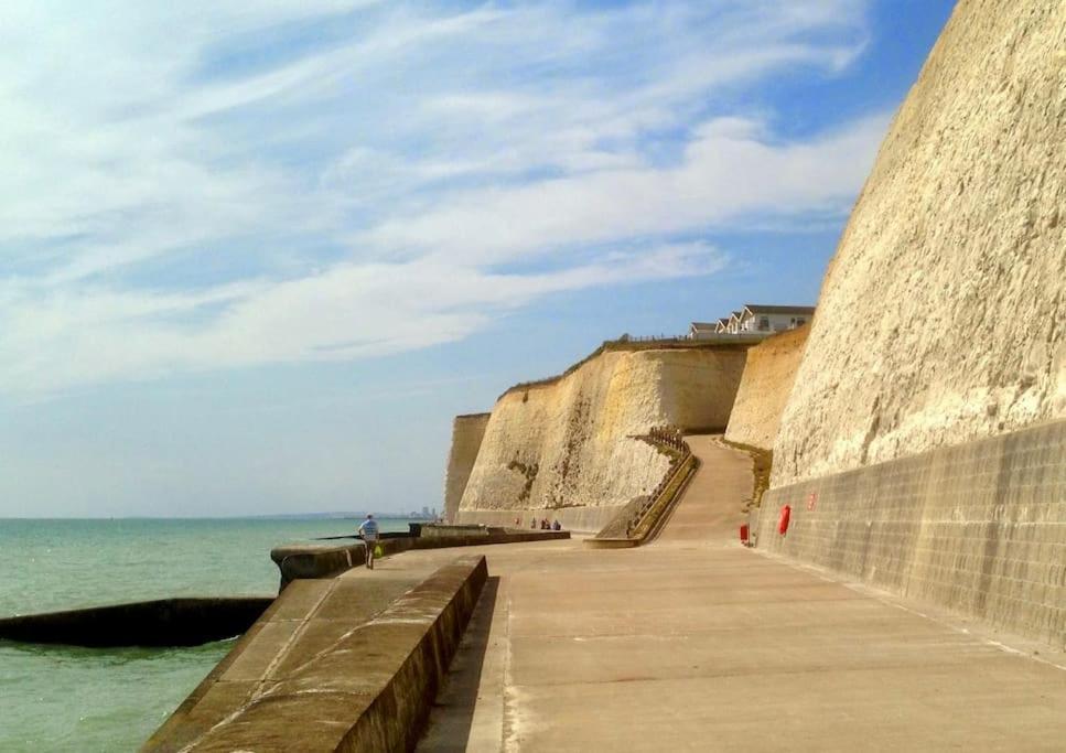 The Coastal Retreat Lejlighed Peacehaven Eksteriør billede